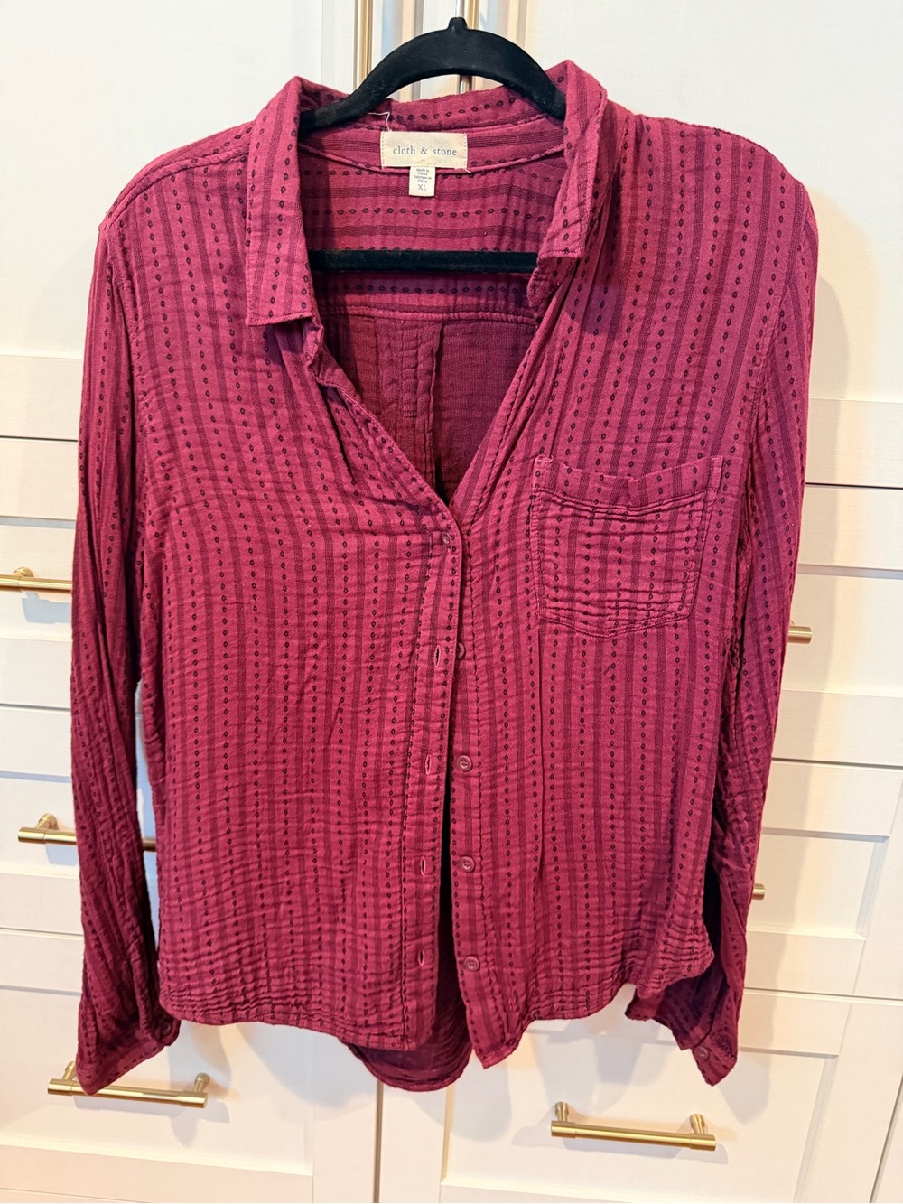 Sz XL Cloth and Stone gauze maroon button down